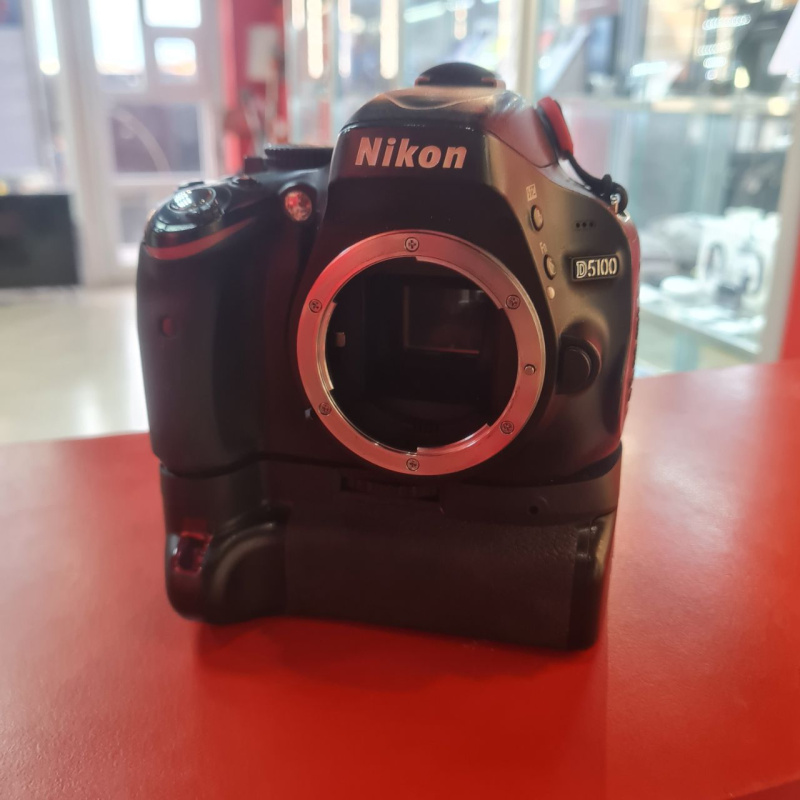 Фотоаппарат Nikon d5100