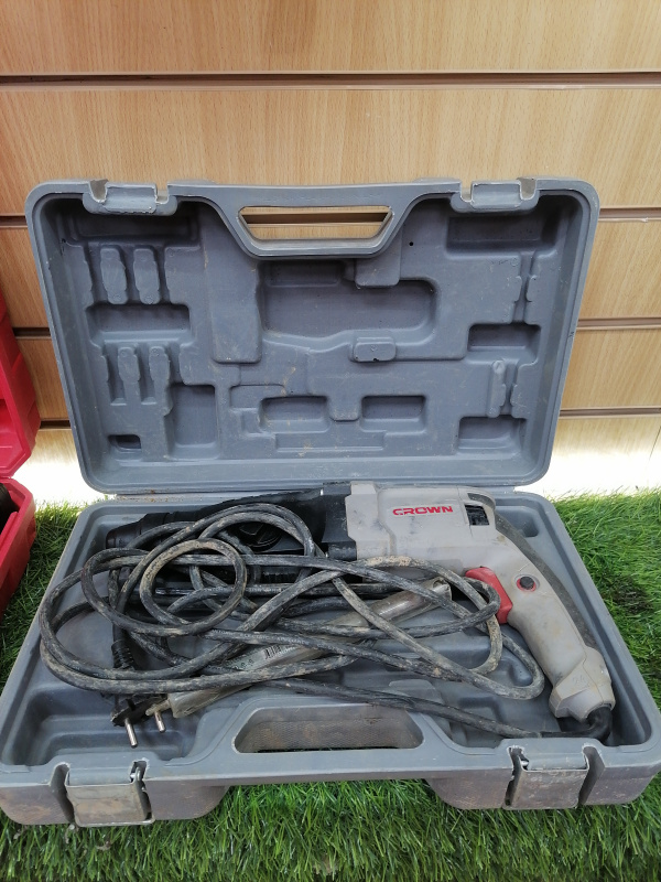 Перфоратор Crown 850w