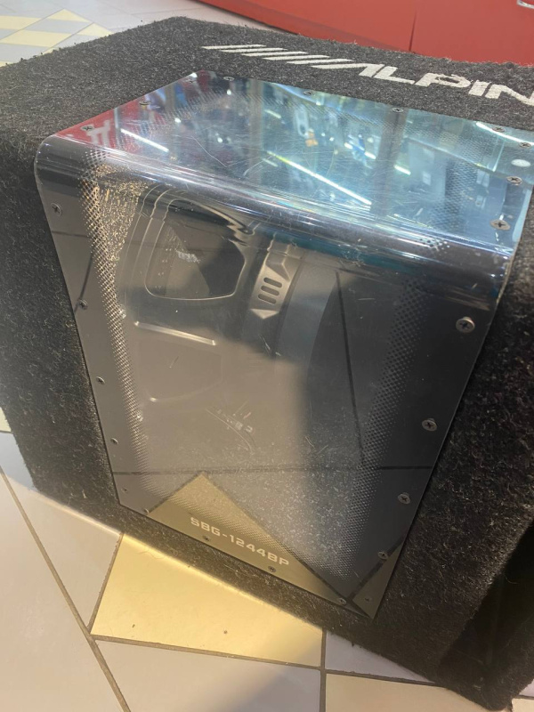 Авто сабвуфер Alpine SBG-1244BP