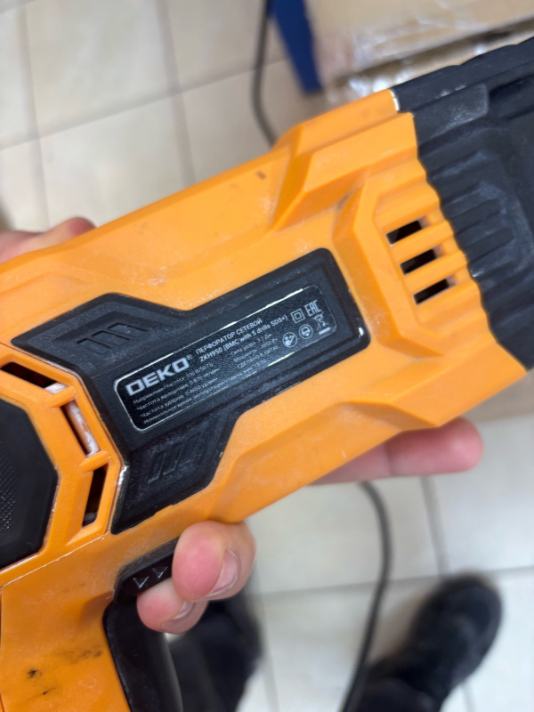 Перфоратор Deko ZKH950