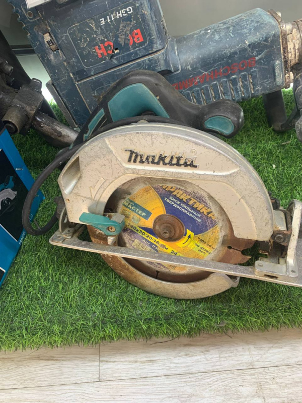 Циркулярная пила Makita hs6601