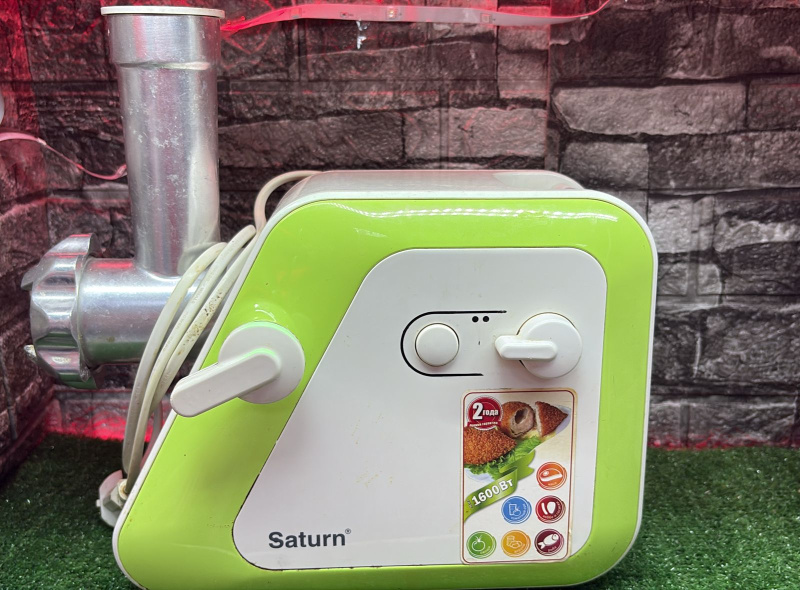 мясорубка  Saturn st-fp0095