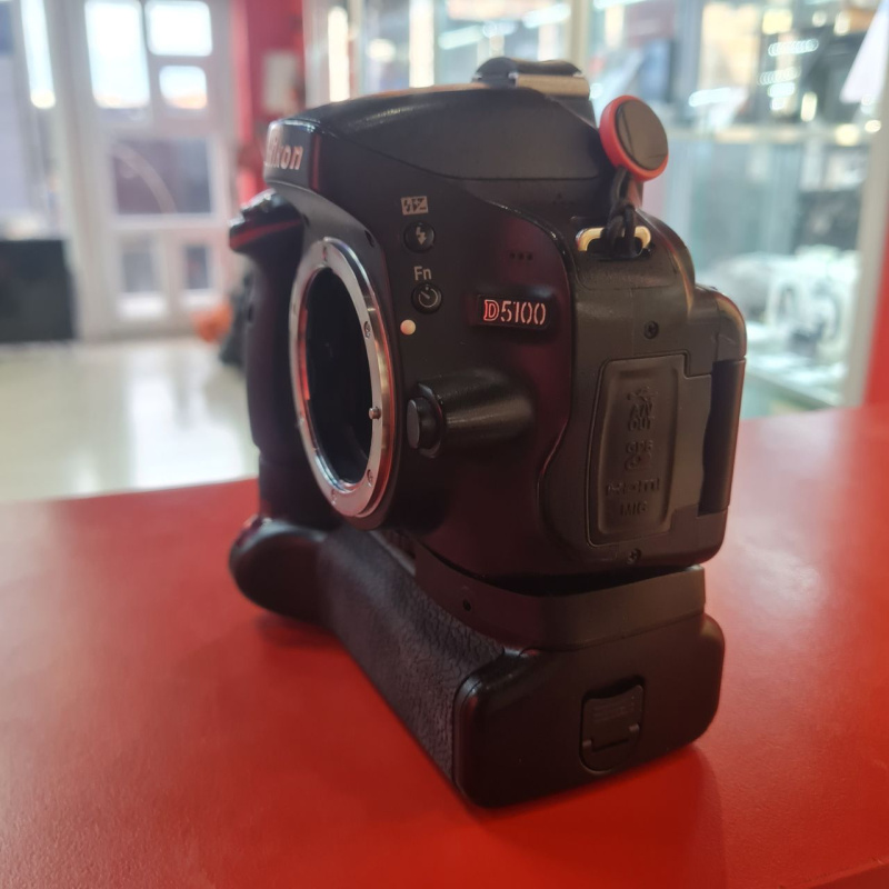 Фотоаппарат Nikon d5100