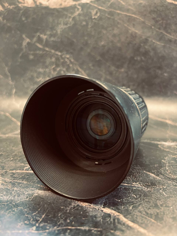 Объектив Macro Tamron 55-200