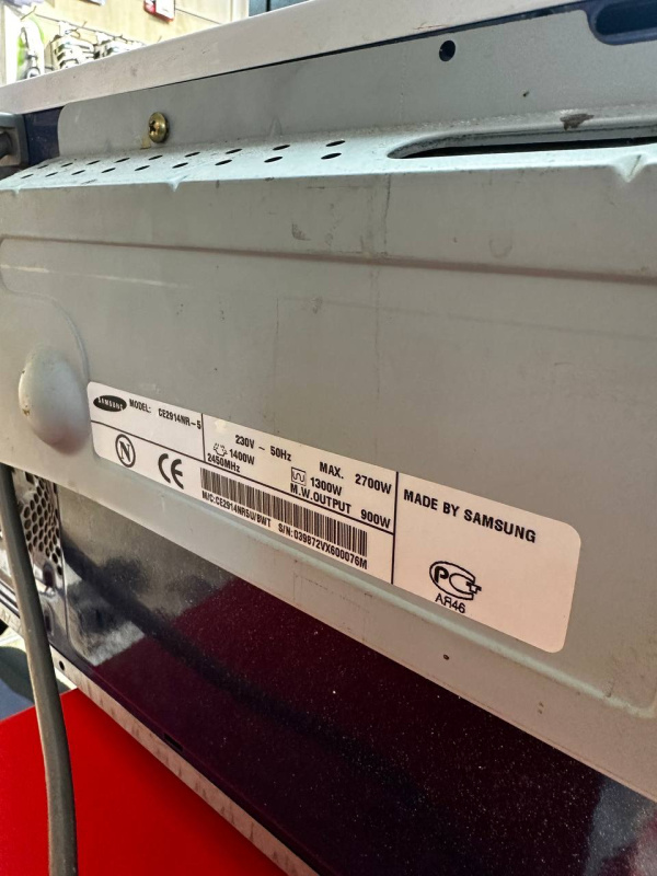 Микроволновая печь Samsung ce2914nr-5