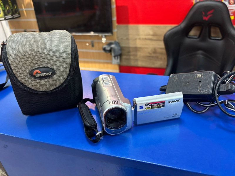 Фотоаппарат Sony p600