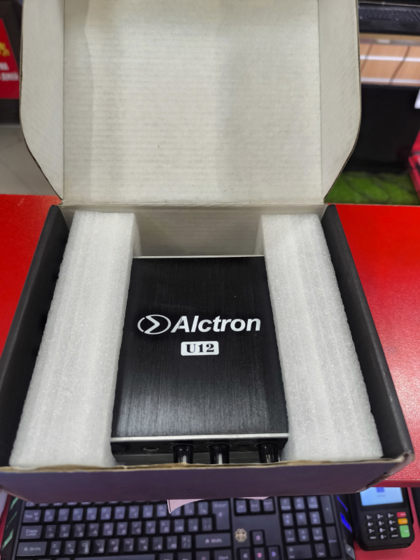Усилитель  alctron u12