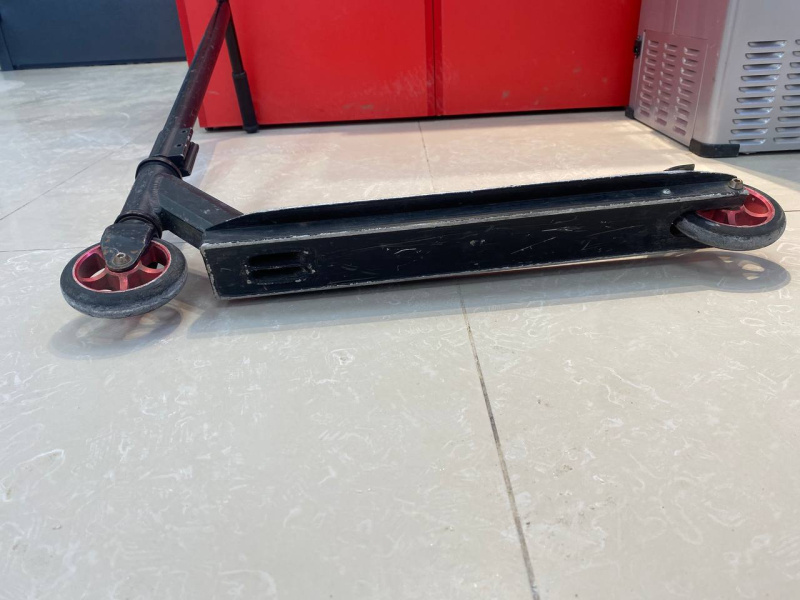 Самокат Трюковой самокат  Eir