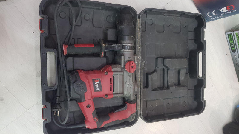 Перфоратор MONE EH 1800|40-PRO