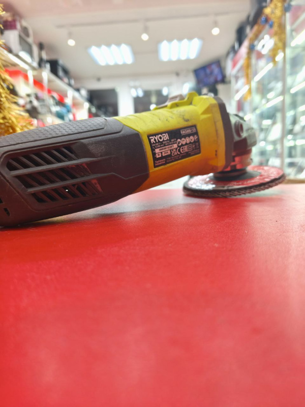 Болгарка Ryobi RAG800-125G