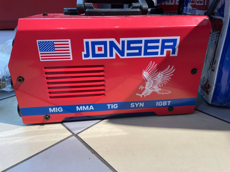 Сварочный аппарат - инвертор ММА Jonser 220 QX