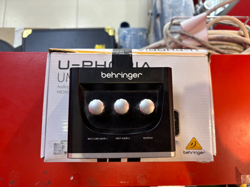 Ресивер Behringer u phoria m2