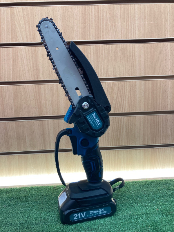 Цепная пила Makita 240 mm