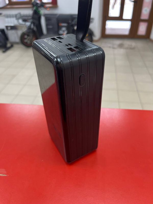 Внешний аккумулятор Energizer  UE600000PQ